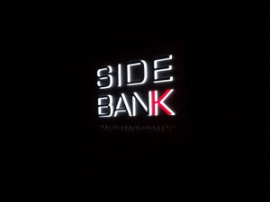 SIDE-BANK2[1]